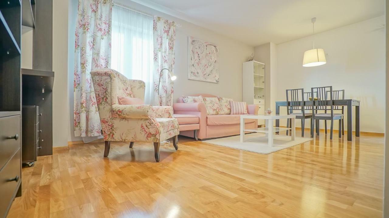 Cn2I Luxury Accommodation/Privilegio8 Braşov Dış mekan fotoğraf